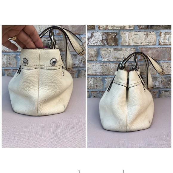 Coach F13732 SoHo Pleated Pebble Cream Leather Shoulder Zipper Bag - Picture 4 of 16